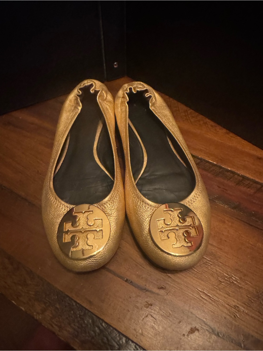 Tory Burch Gold Logo Emmanuelle Ballet Flats